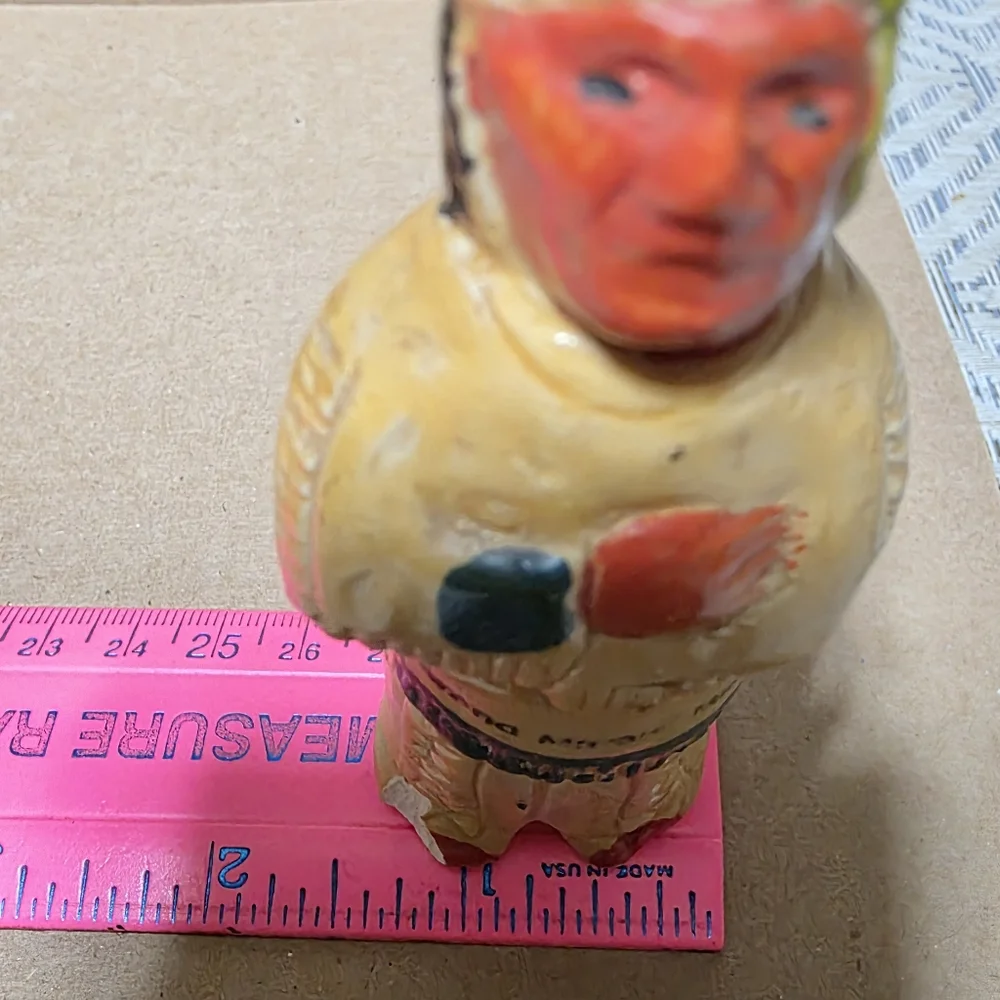 Vtg Native American Chalkware Salt Pepper Shaker Set Hand Painted #169